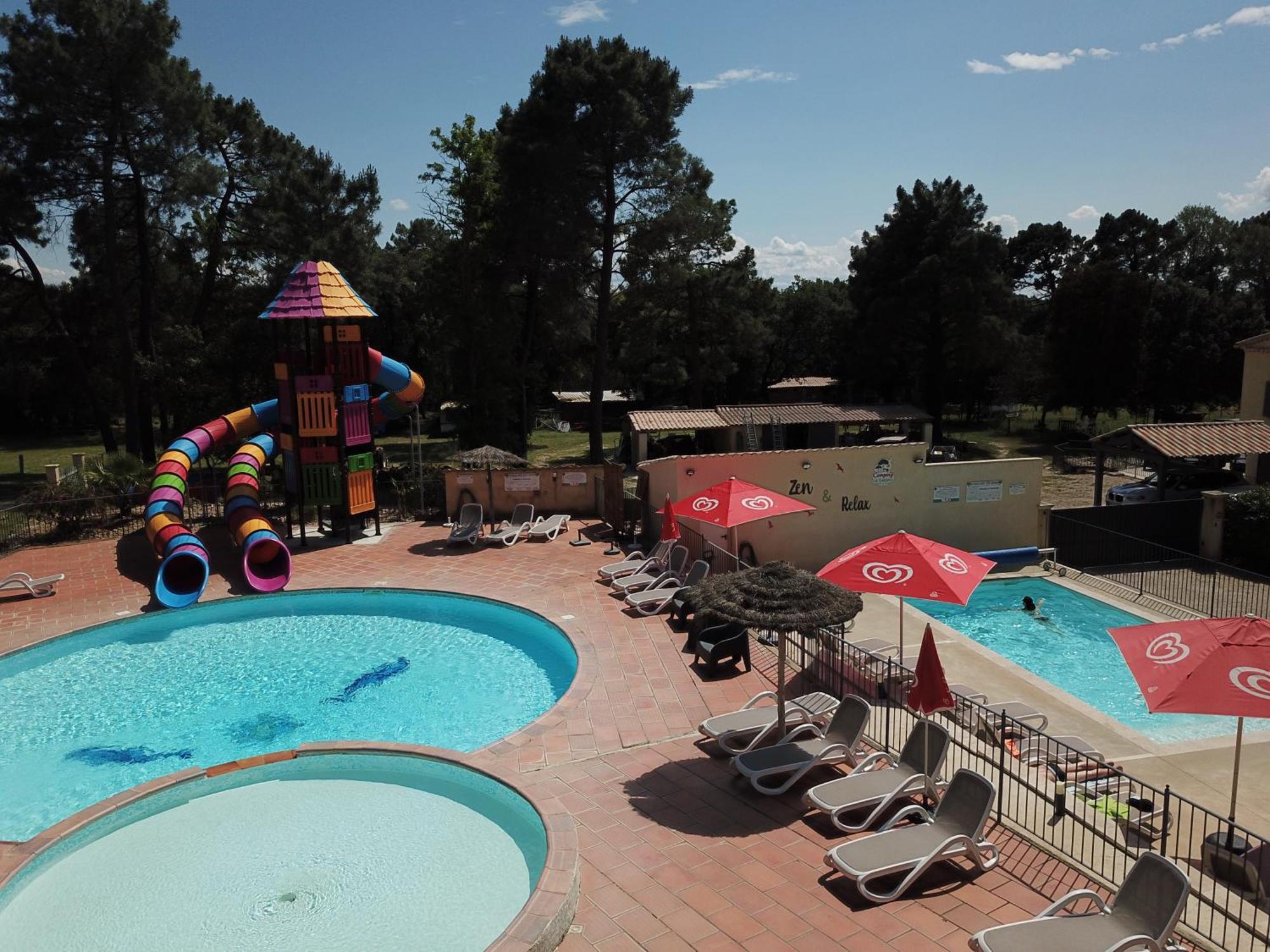 Camping La Simioune En Provence Bollene Ngoại thất bức ảnh