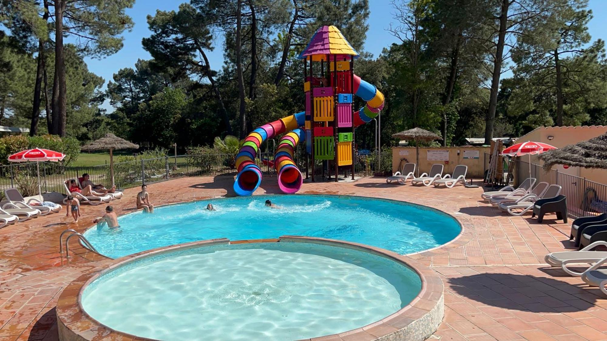 Camping La Simioune En Provence Bollene Ngoại thất bức ảnh