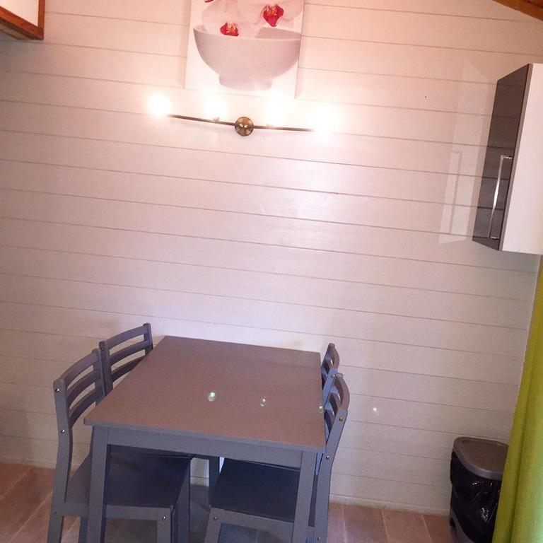 Camping La Simioune En Provence Bollene Ngoại thất bức ảnh