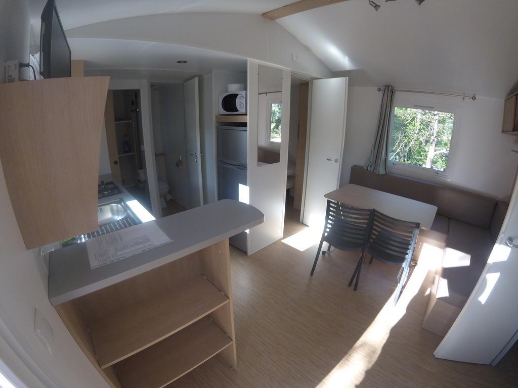 Camping La Simioune En Provence Bollene Ngoại thất bức ảnh