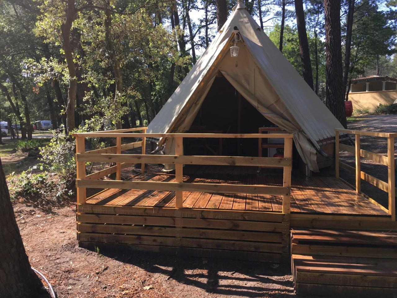 Camping La Simioune En Provence Bollene Ngoại thất bức ảnh