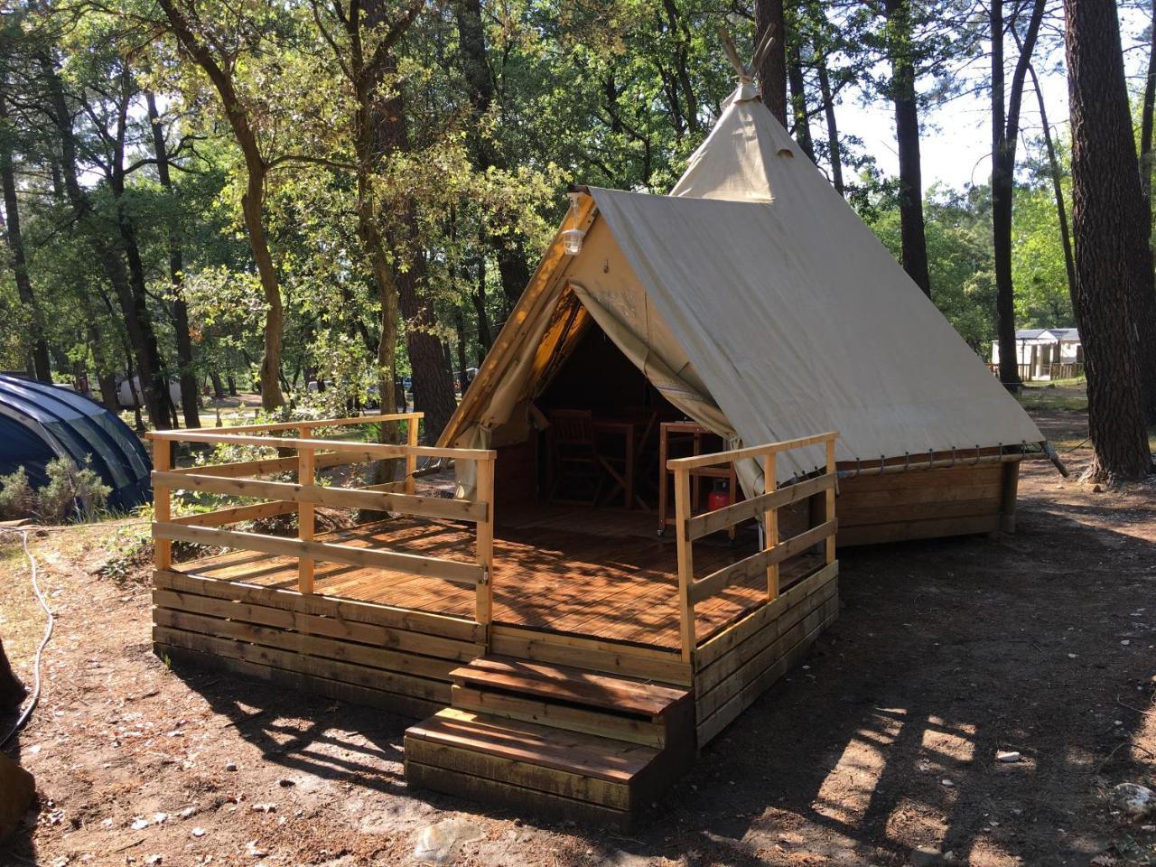 Camping La Simioune En Provence Bollene Ngoại thất bức ảnh